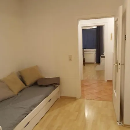 Klingemann Apartment *